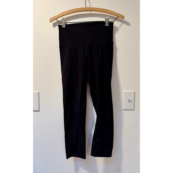 Women’s Lululemon size 4 black leggings - Picture 1 of 4